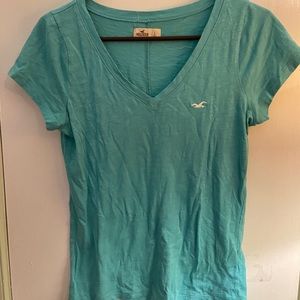 Women’s Green Hollister V Neck T-Shirt Size L
